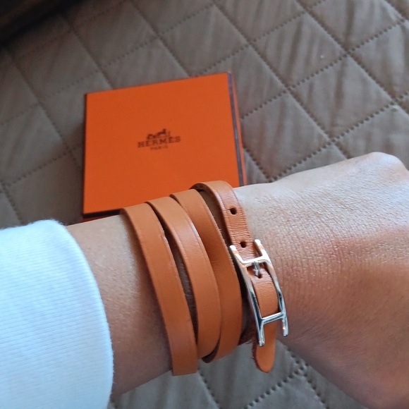 Hermes Leather Bracelet  with silver hardware - Picture 3 of 5